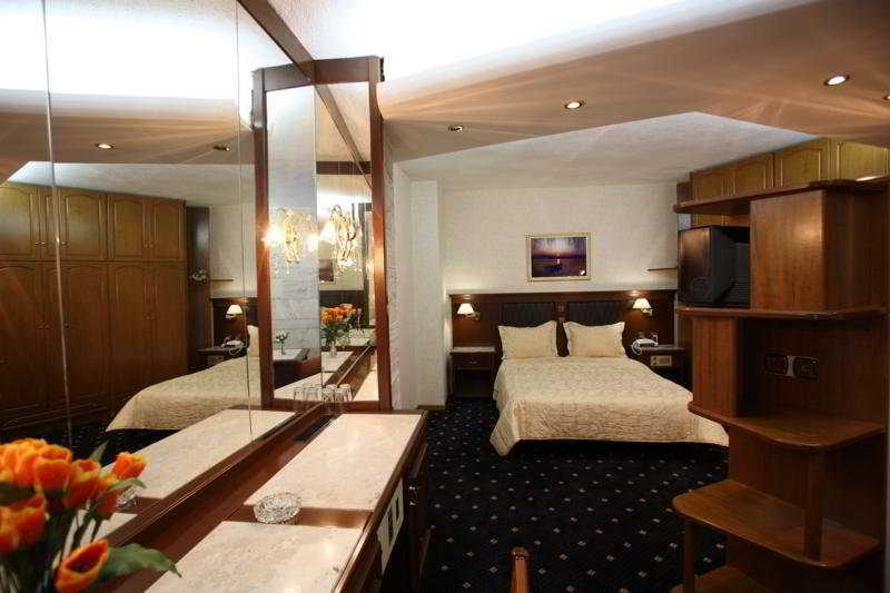 Tsamis Hotell Kastoriá Eksteriør bilde